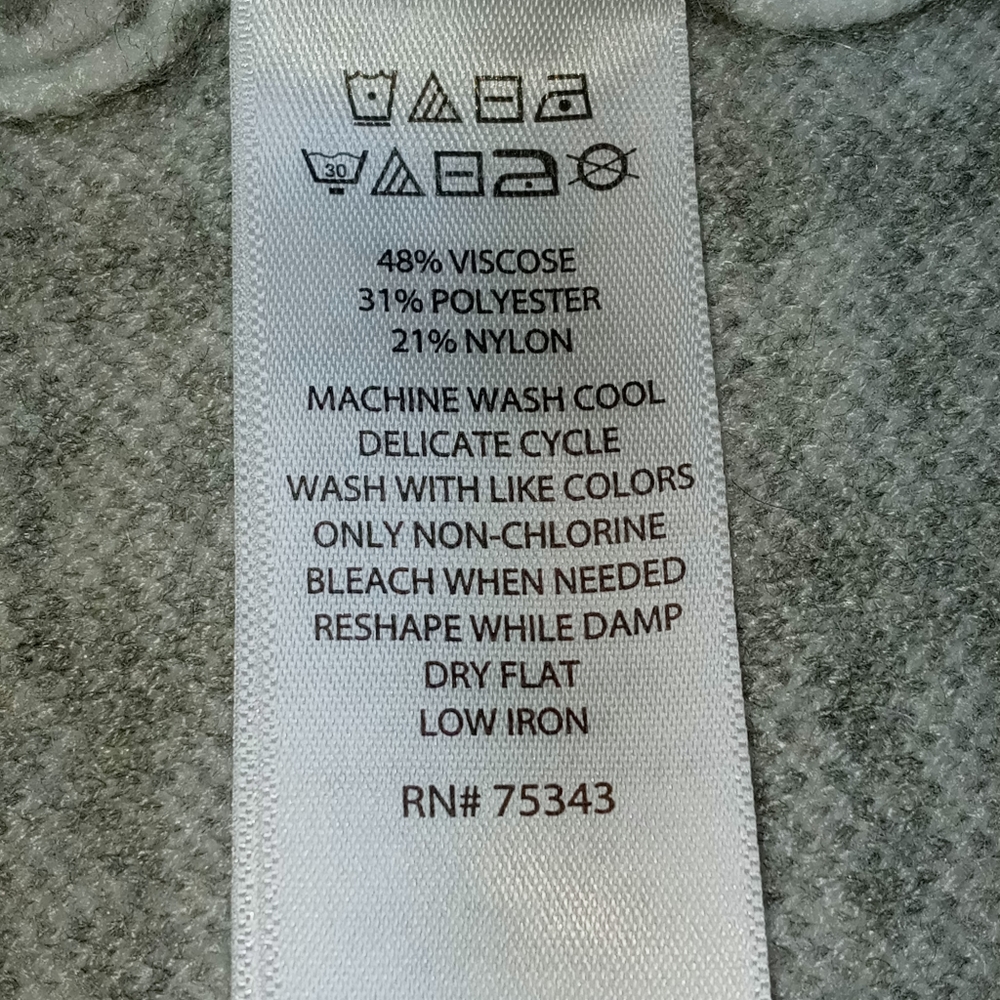 Max Studio Sweater - image 6